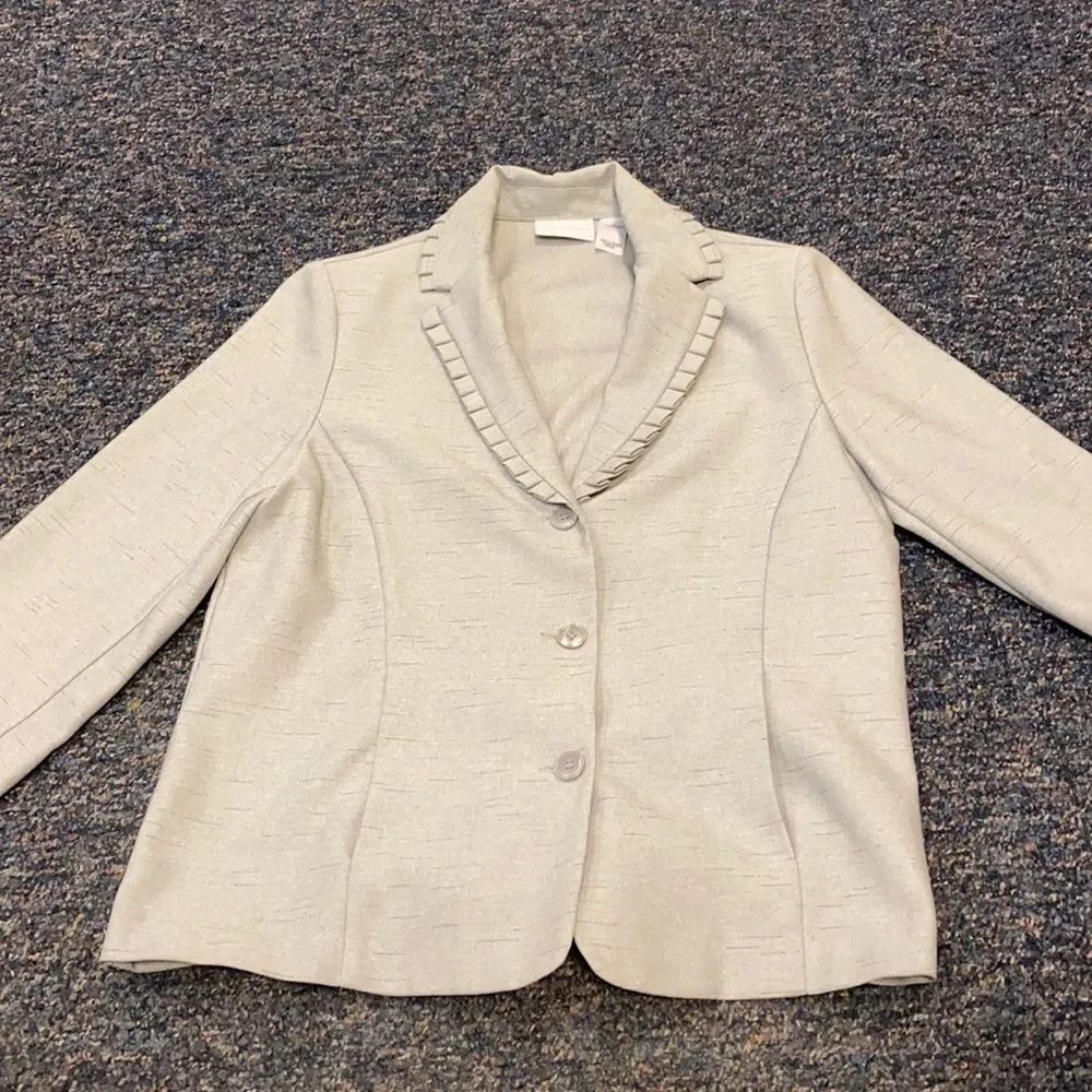 Alfred Dunner Gray Blazer sz. 10